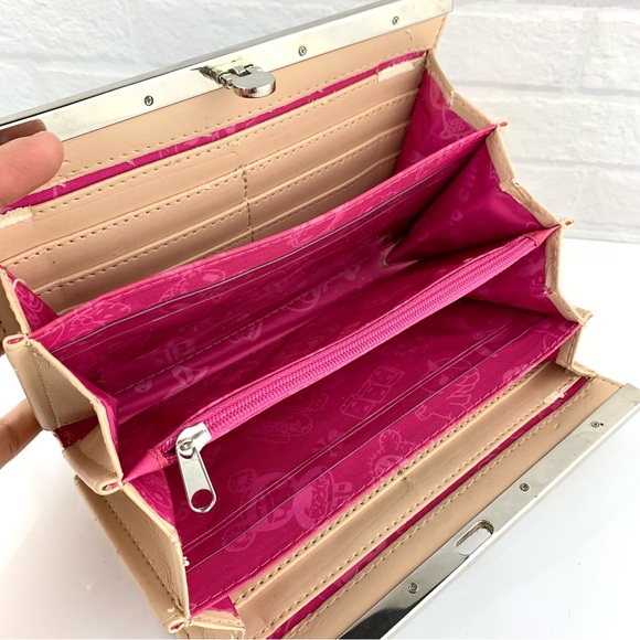 Tokidoki X Sanrio Clutch Limited Edition Wallet Rare! - Picture 12 of 16